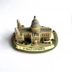 <strong>All these souvenirs are exclusive to St Paul's Cathedral.<br /></strong><br /><br />A range of momentos and trinkets ranging from resin models to bookmarks, inspired by the cathedral and its surroundings.&nbsp;